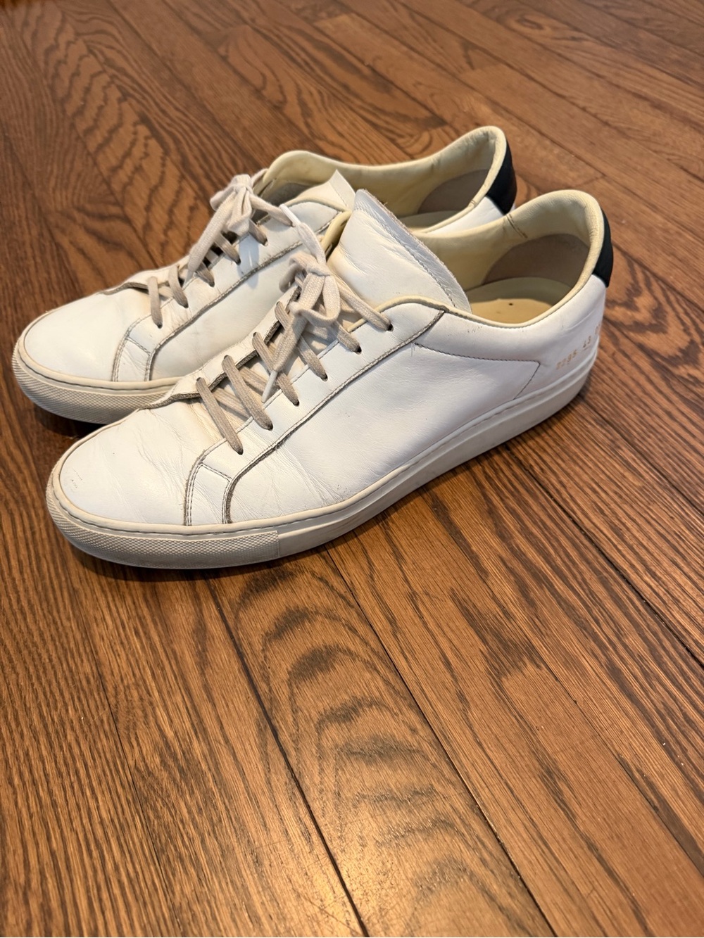 Common Projects White Leather Low-Top Sneakers with Black Heel Tab
